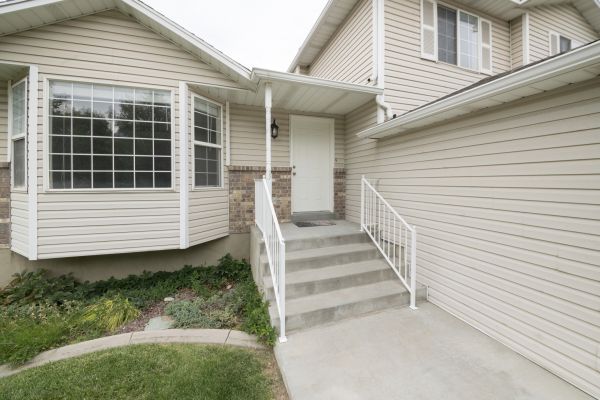 White Vinyl Siding Replacement in West Chester